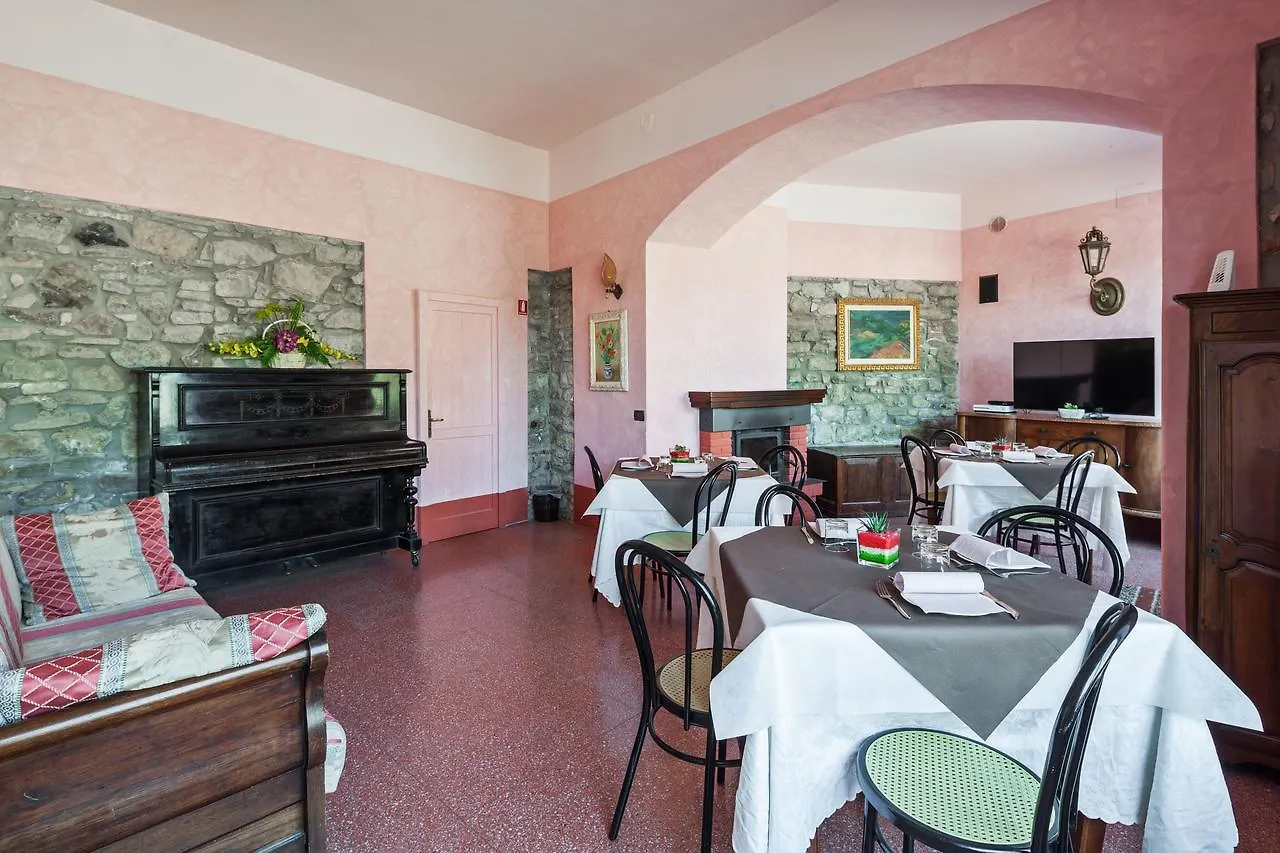 Hotel Hosteria Del Castello Zavattarello Италия